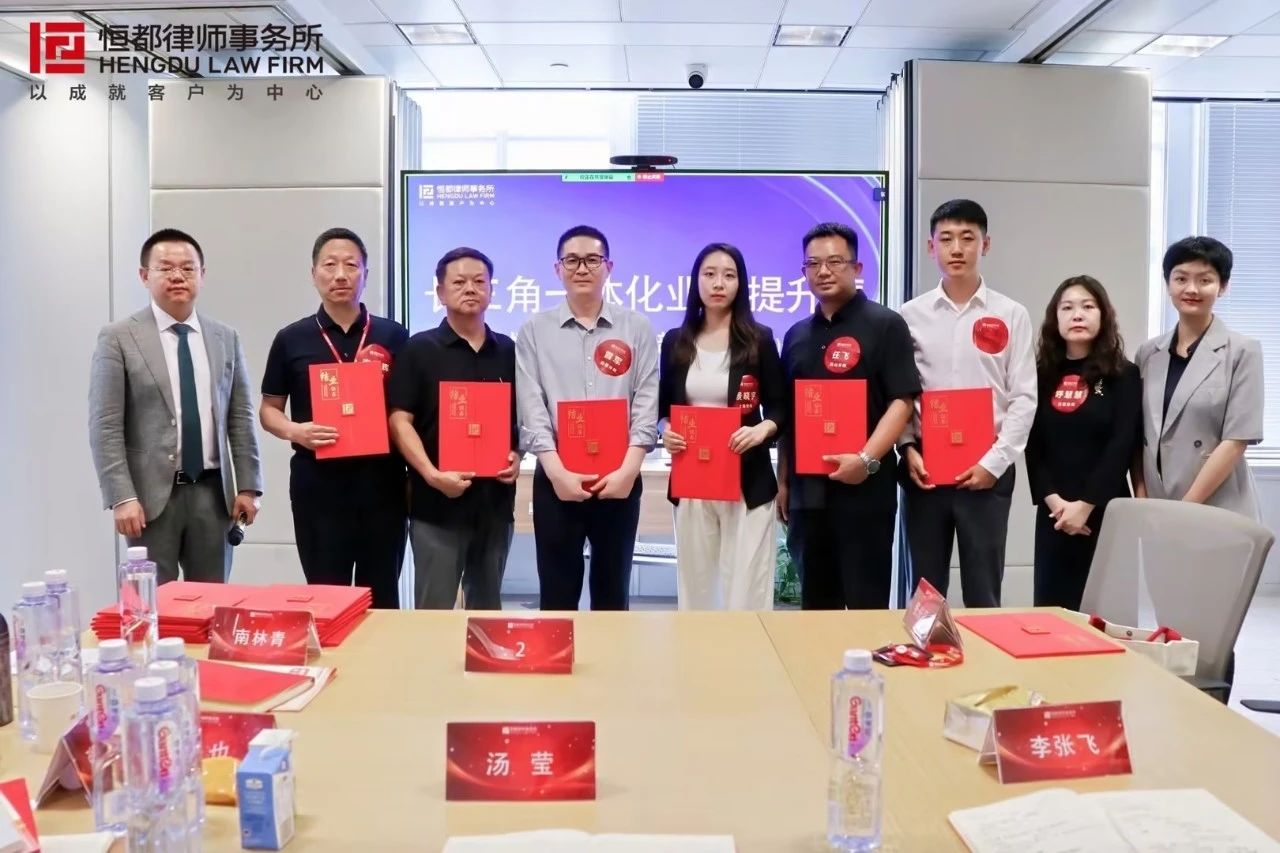 1753150990802024.jpg 4ad8ad29a55f467bffc3f431f7250a2e.jpg